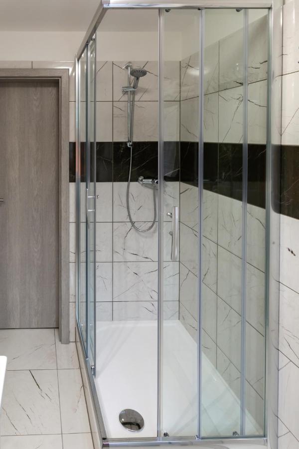 ליברץ Wellness Hotel Edelweiss מראה חיצוני תמונה